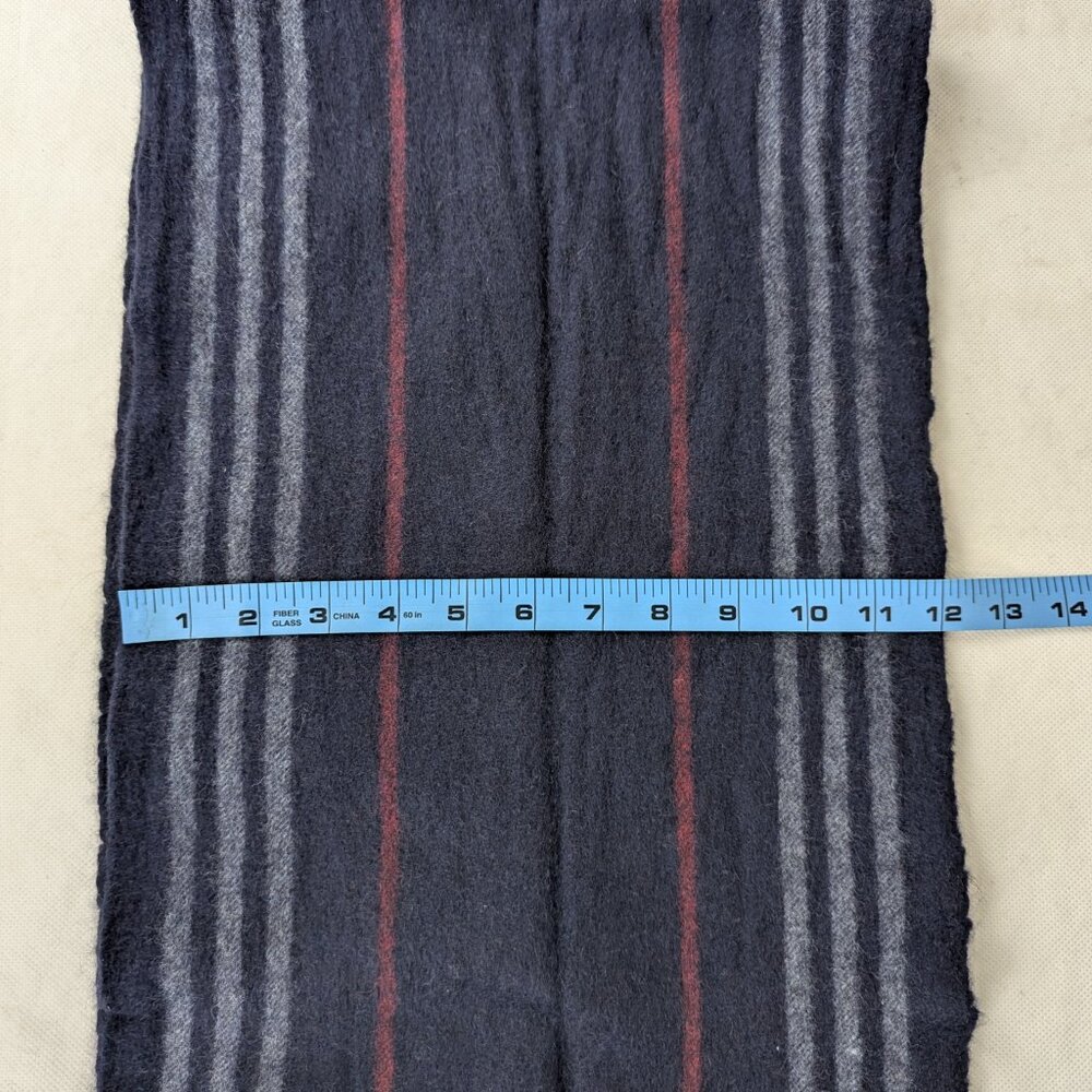 Burberry Navy Blue Check Unisex Scarf | 50% Cashmere 50% Wool | Made in Scotland - Picture 6 of 6